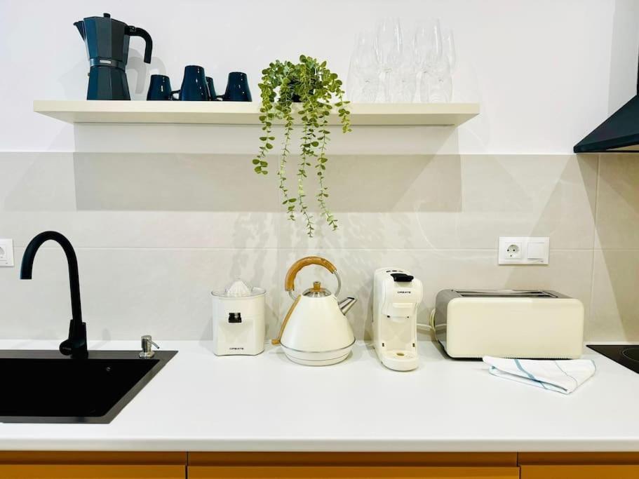 New Industrial Design Flat In Russafa Soho Apartment Valencia Exterior photo